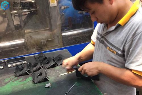 是什么原因导致注塑加工零件欠注