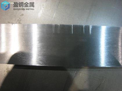 什么是*硬的粉末高速钢?在使用高速钢铣刀时遇到了什么问题?